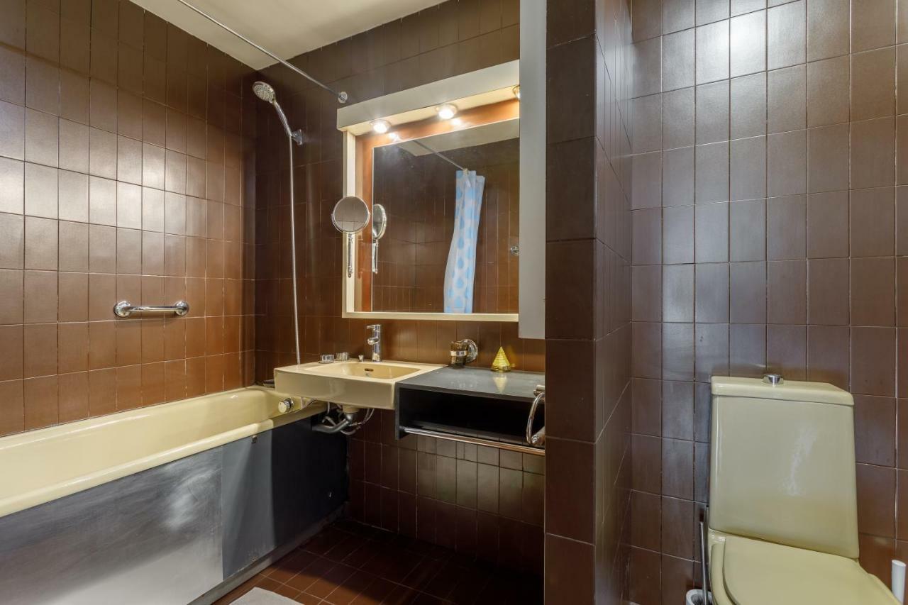 Urban Rooms Habitaciones Con Wifi Y Smart Tv ビルバオ エクステリア 写真